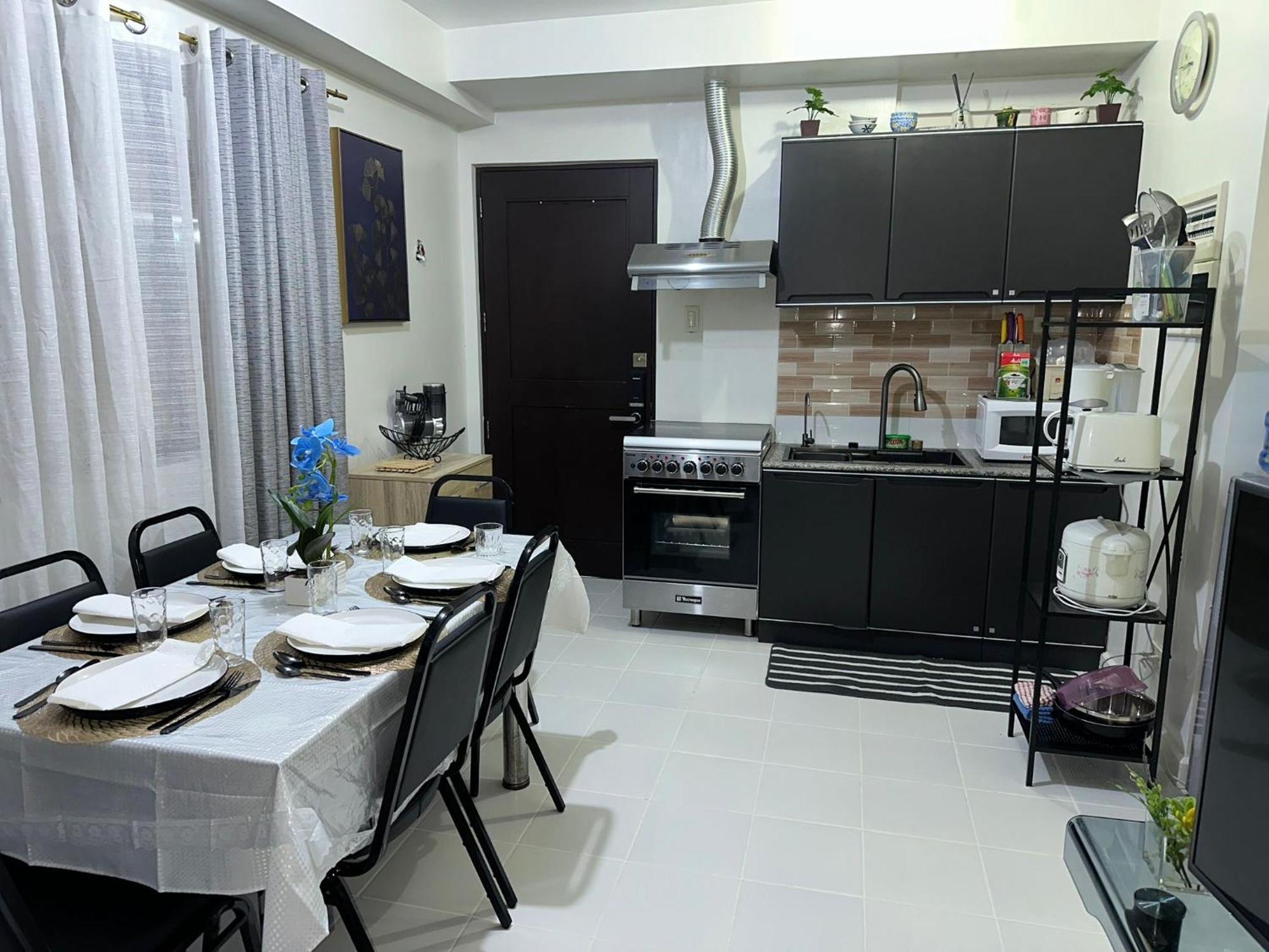 3 Bedroom Condo Unit Davao Exterior photo